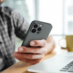 Apple iPhone 17 Hülle Metallic Grau